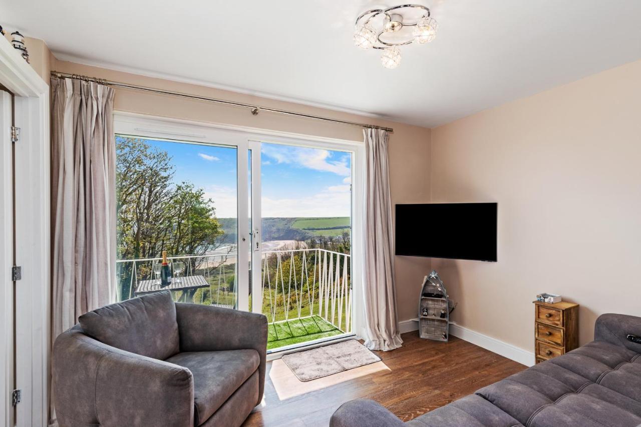 Salty Kisses - Sea Front Aparment Apartment Hodgeston Bagian luar foto