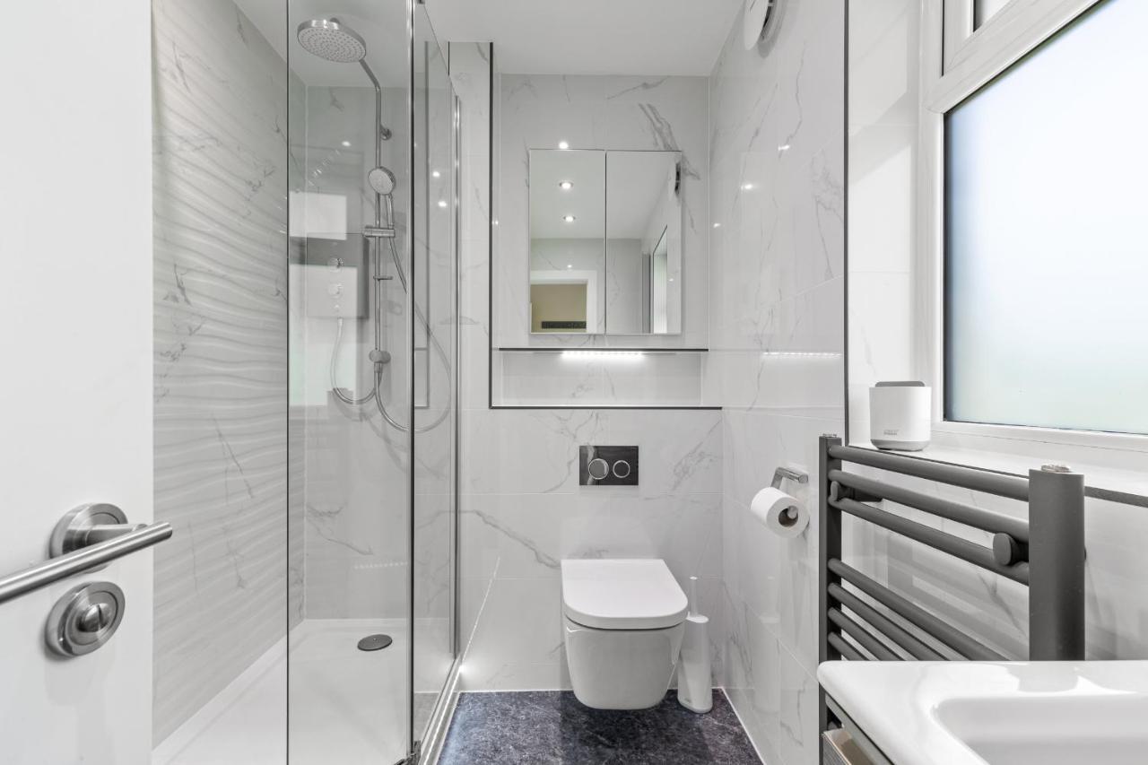 Salty Kisses - Sea Front Aparment Apartment Hodgeston Bagian luar foto