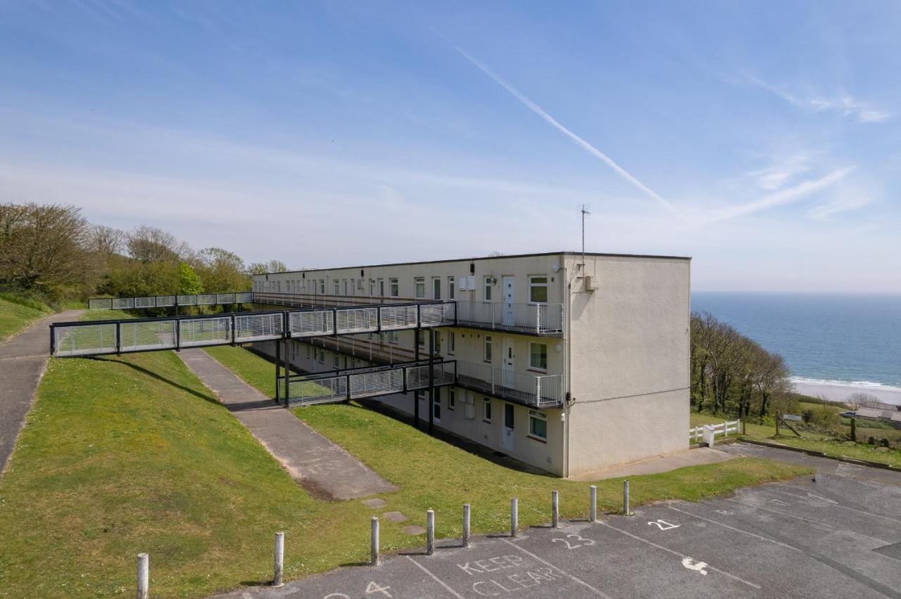 Salty Kisses - Sea Front Aparment Apartment Hodgeston Bagian luar foto
