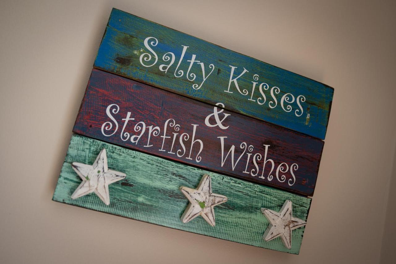 Salty Kisses - Sea Front Aparment Apartment Hodgeston Bagian luar foto